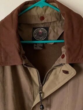 Stormtech Men's Tan Trench Coat with Brown Collar